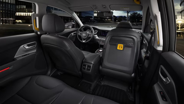 2023 Kia Niro Plus cabin