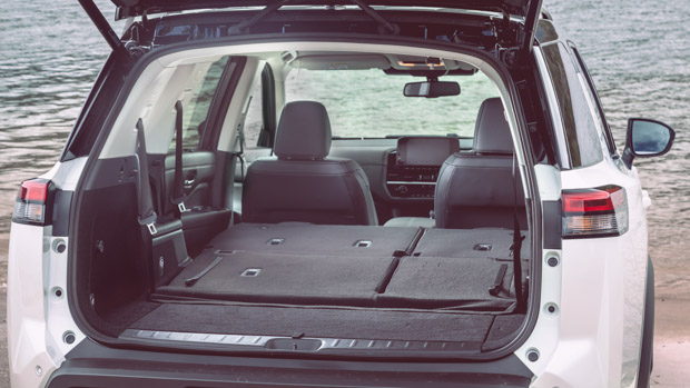 Nissan Pathfinder Ti 2023 boot first row