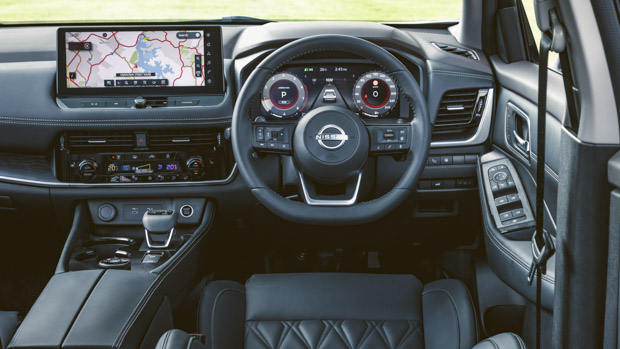 Nissan X-Trail Ti-L 2023 interior front