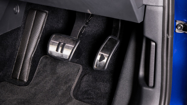 Volkswagen ID4 2023 pedals
