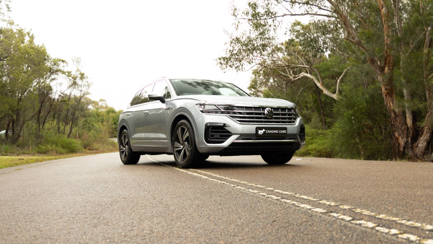 Volkswagen Touareg 210TDI R-Line 2022 front