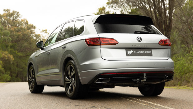 Volkswagen Touareg 210TDI R-Line 2022-16 rear