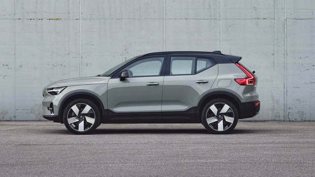 Volvo XC40 Recharge 2023 side profile