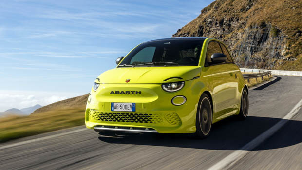 Abarth 500e 2023 on-road driving