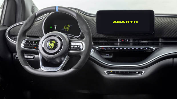 Abarth 500e 2023 wheel and screen