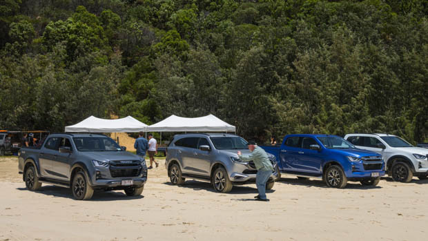 2023 Isuzu Drive experience group shot beach