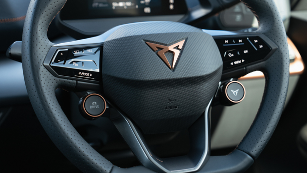 Cupra Born 2023 steering wheel