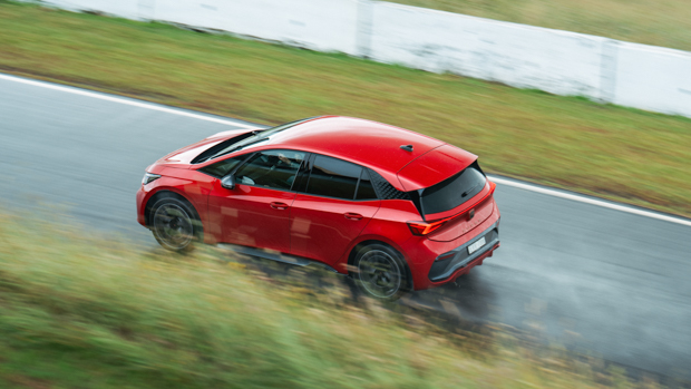 Cupra Born 2023 rear 3/4 track