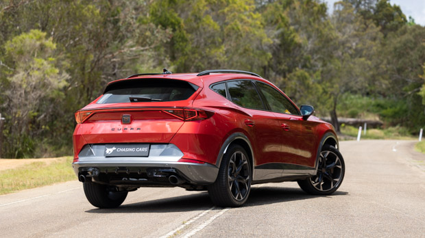 Cupra Formentor VZ 2022 rear 3/4 far