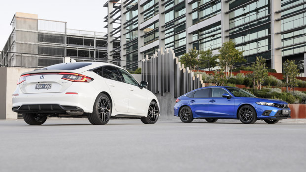 Honda Civic eHEV 2023 duo