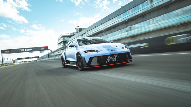 Hyundai RN22e 2023 track forwards