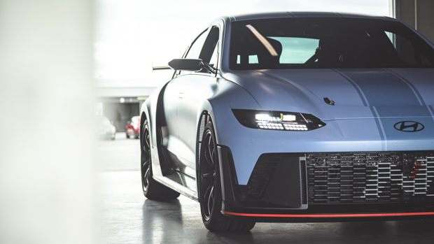 Hyundai RN22e 2023 garage front