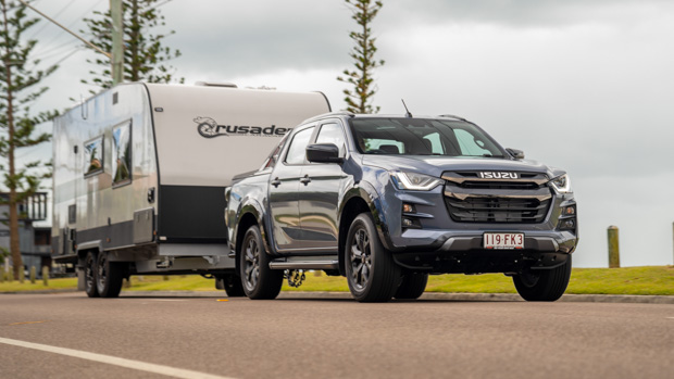 Isuzu D-Max X-Terrain 2023 towing 2