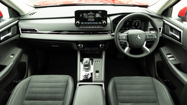 Mitsubishi Outlander PHEV Aspire LT 2022 interior above