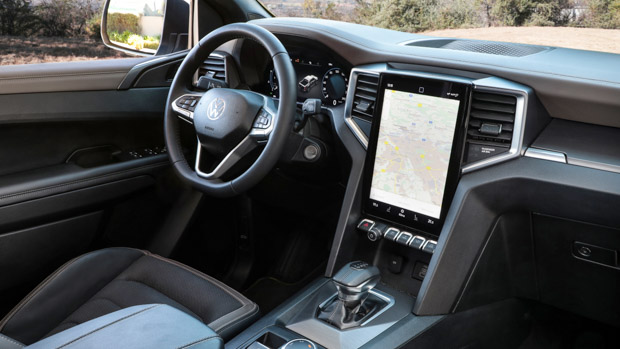 Volkswagen Amarok Aventura 2023 interior