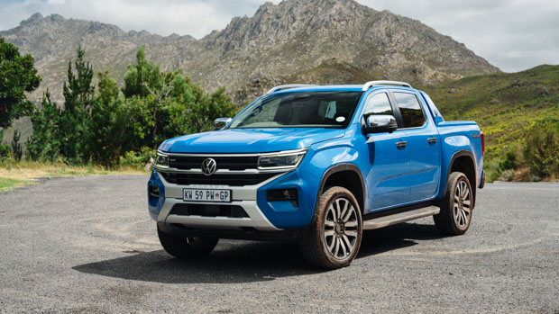 Volkswagen Amarok Aventura (Aus) 2023 front 3/4