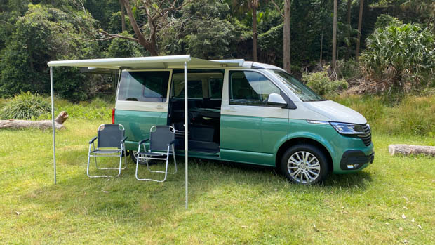 Volkswagen California Beach 2022 setup side