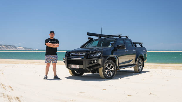Zak Adkins and Isuzu D-Max at double island point 2022