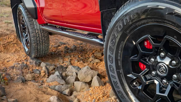 2023 Toyota Hilux GR Sport tyres