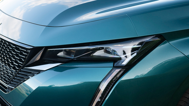 2023 Peugeot 308 GT Premium Wagon exterior front headlight