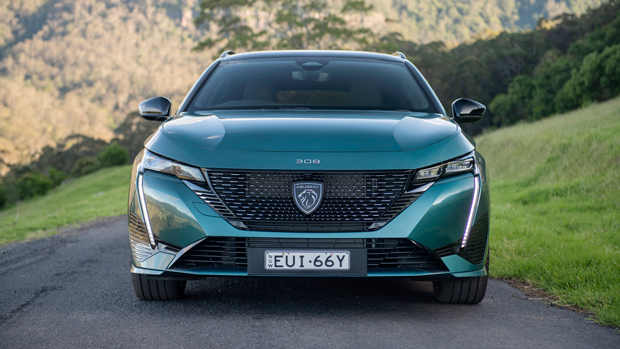 2023 Peugeot 308 GT Premium Wagon exterior front profile