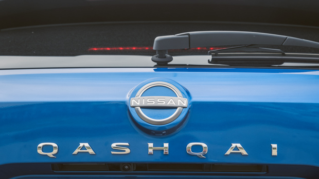 Nissan Qashqai Ti 2023 badge