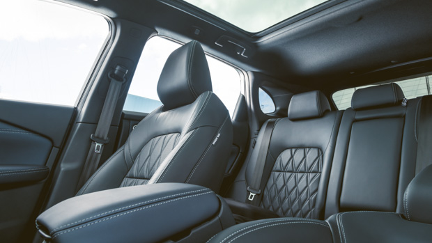 Nissan Qashqai Ti 2023 interior seats