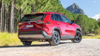 Toyota RAV4 Cruiser FWD Hybrid 2023 review