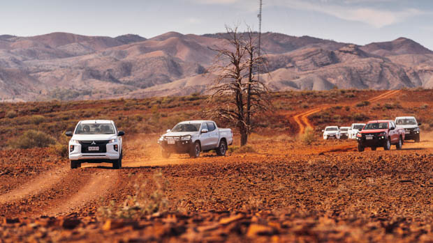 Mitsubishi Triton convoy in the outback