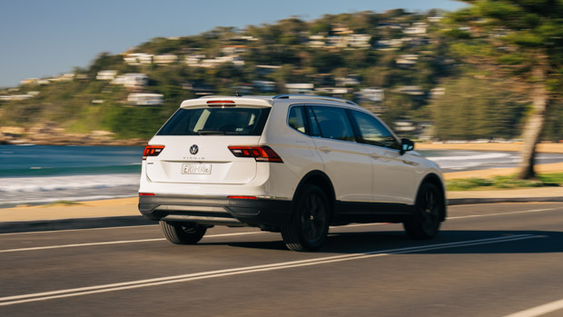 Volkswagen Tiguan Allspace life 110TSI rear