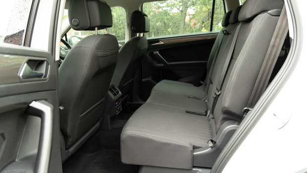 Volkswagen Tiguan Allspace 110TSI Life 2022 back seats