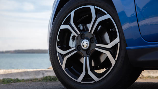 2022 MG MG3 Excite alloy wheel detail