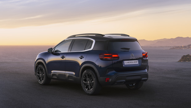 2023 Citroen C5 Aircross Sport rear 3/4