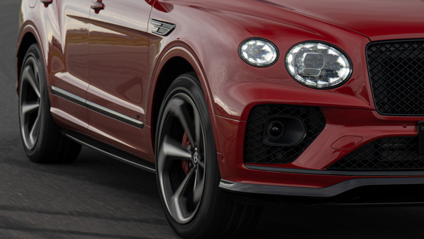 Bentley Bentayga S 2023 front close