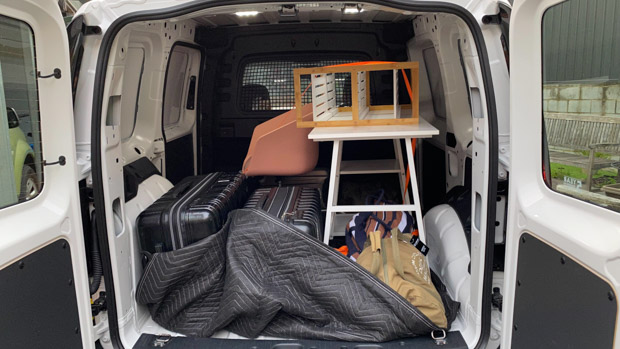 Caddy Cargo 2023 moving