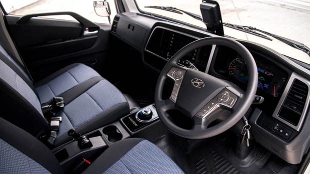 2023 Hyundai Mighty truck steering wheel