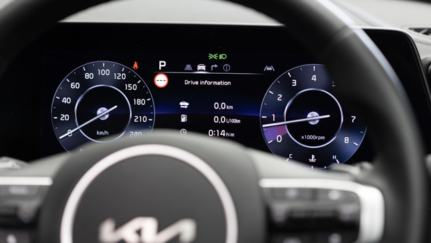Kia Sportage GT-Line 1.6T 2023 digital dash