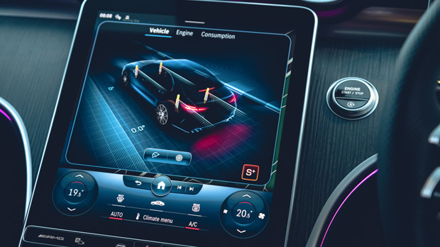 Mercedes-AMG C43 2023 touchscreen