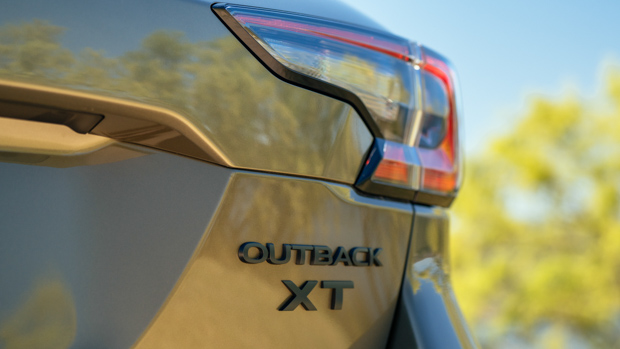 Subaru Outback XT Sport 2023 badge