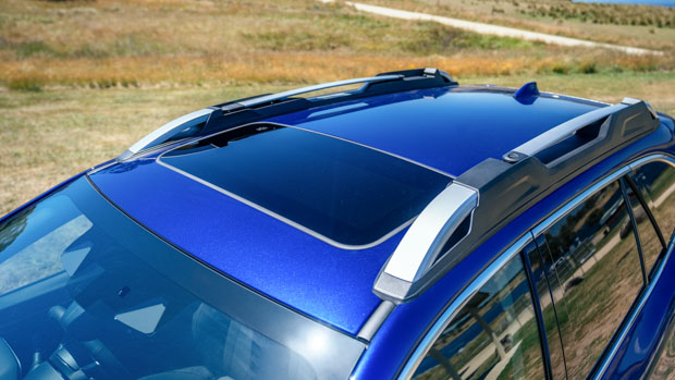 Subaru Outback XT Touring 2023 roof