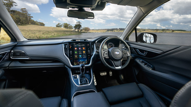 Subaru Outback XT Touring 2023 interior