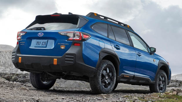 2022 Subaru Outback Wilderness rear 3/4