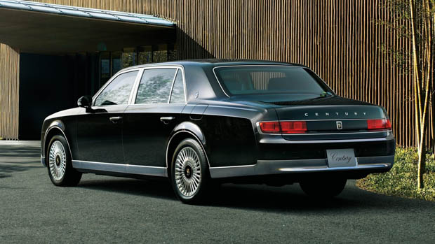 2018 Toyota Century rear 3/4