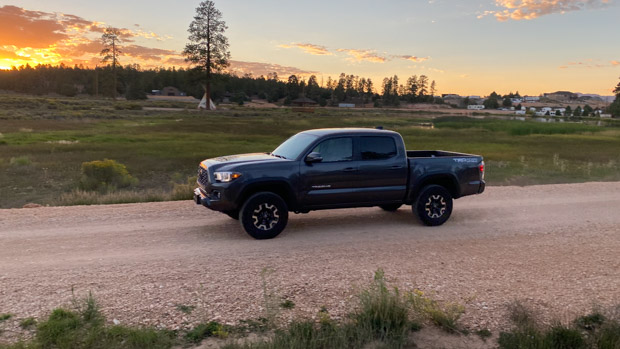 Toyota Tacoma 2023 sunset