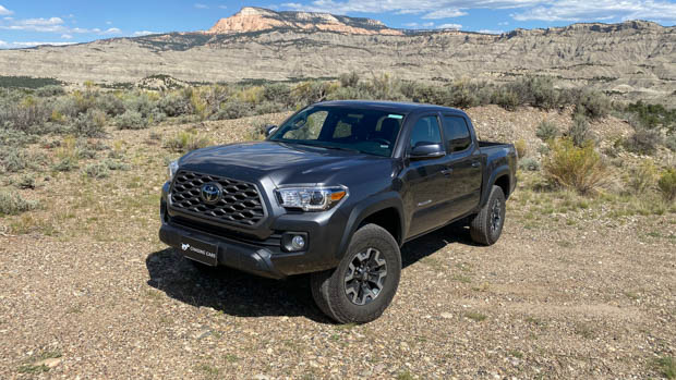 Toyota Tacoma 2023 front 3/4 dirt