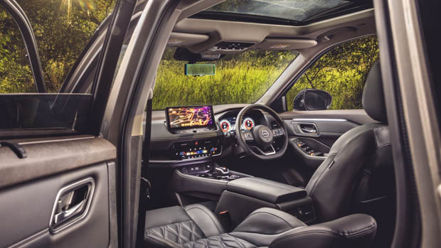 2023 Nissan X-Trail Ti-L E-Power front seats wide