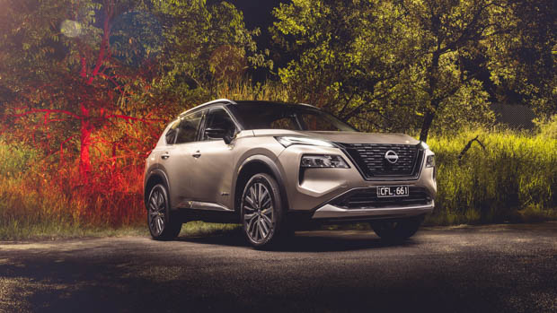 2023 Nissan X-Trail Ti-L E-Power night shot