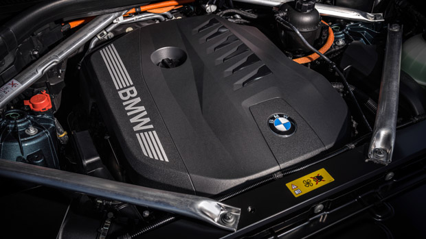 2023 BMW X5 twin-power engine 
