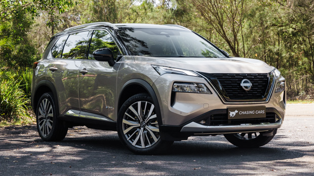 Nissan X-Trail Ti-L E-Power 2023 front 3/4