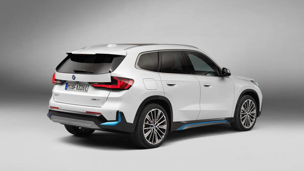 2023 BMW iX1 rear 3/4 static